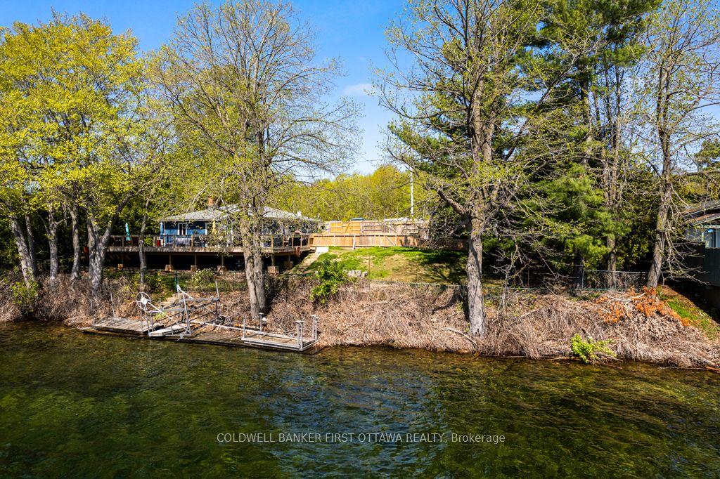 889 Jones Point Road — photo 1