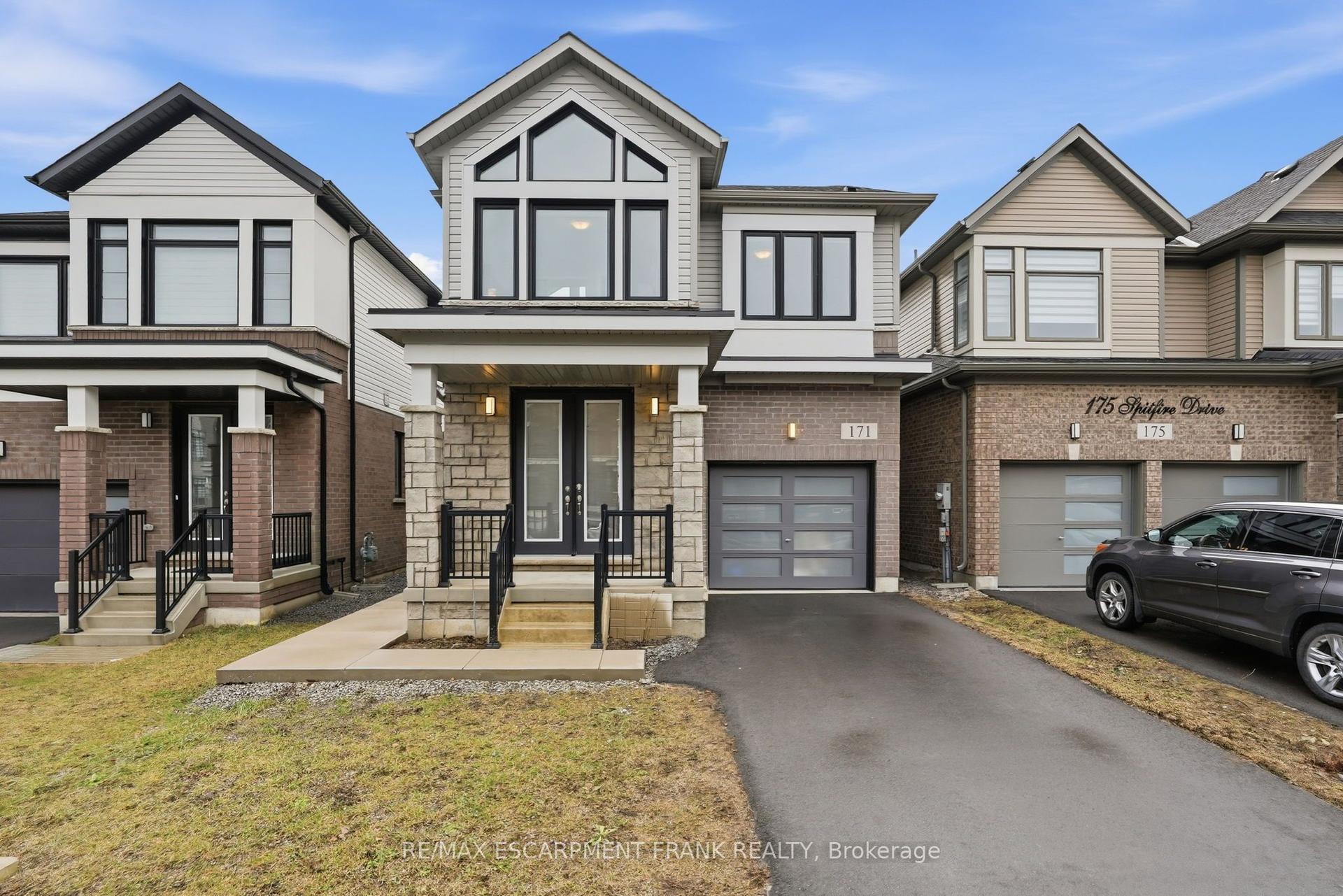 171 Spitfire Drive — photo 1