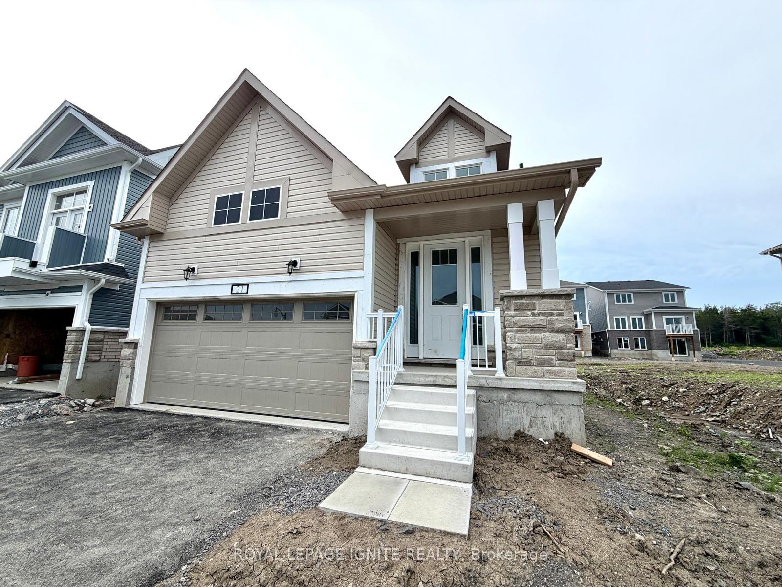 21 Royal Oak Crescent, Loyalist — Detached for lease, photo 1