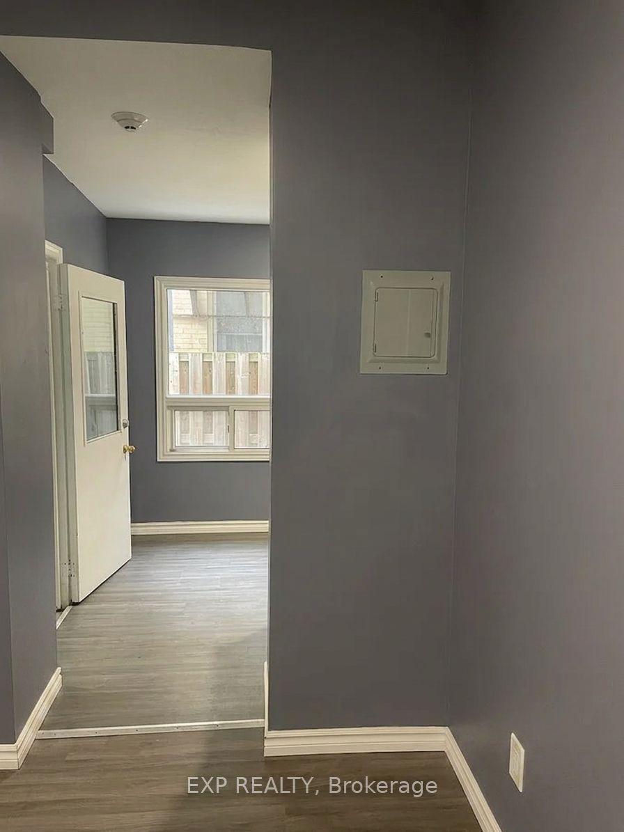 70 Victoria Avenue S 9 #9, Hamilton — Multiplex for lease, photo 1