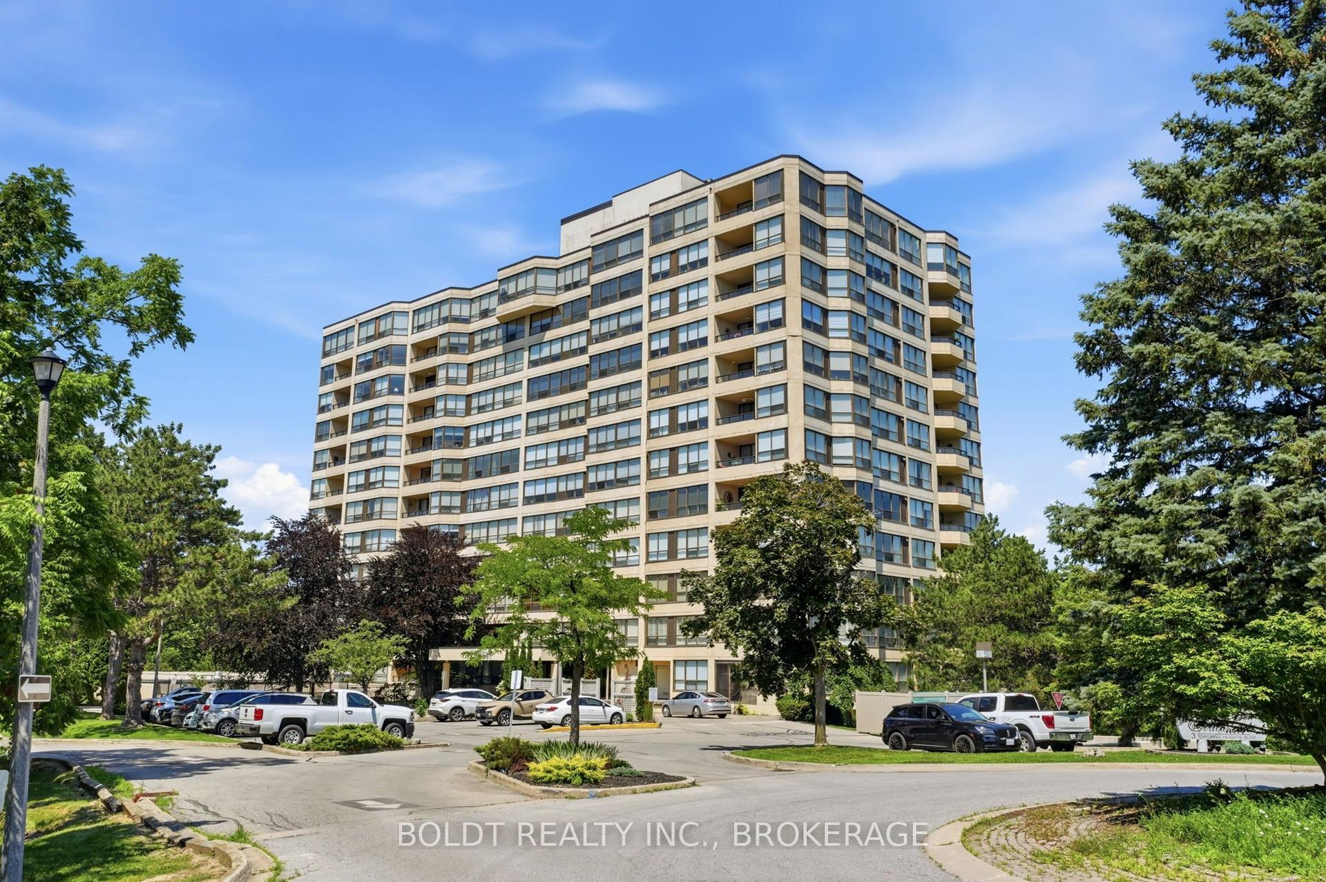 3 Towering Heights Boulevard 702 #702, St. Catharines — Condo for sale, photo 1