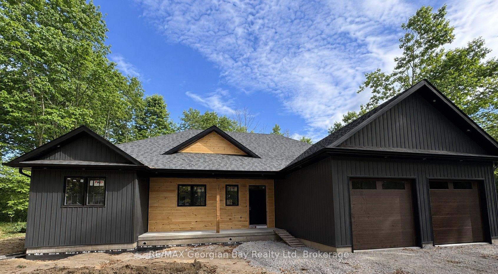 49 Beaufort Crescent, Tiny — Detached for sale, photo 1