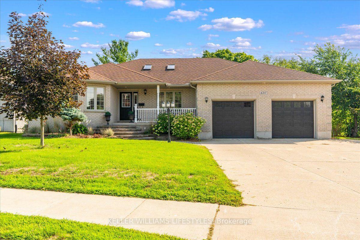 6217 Townsend Line, Lambton Shores — Detached for sale, photo 1