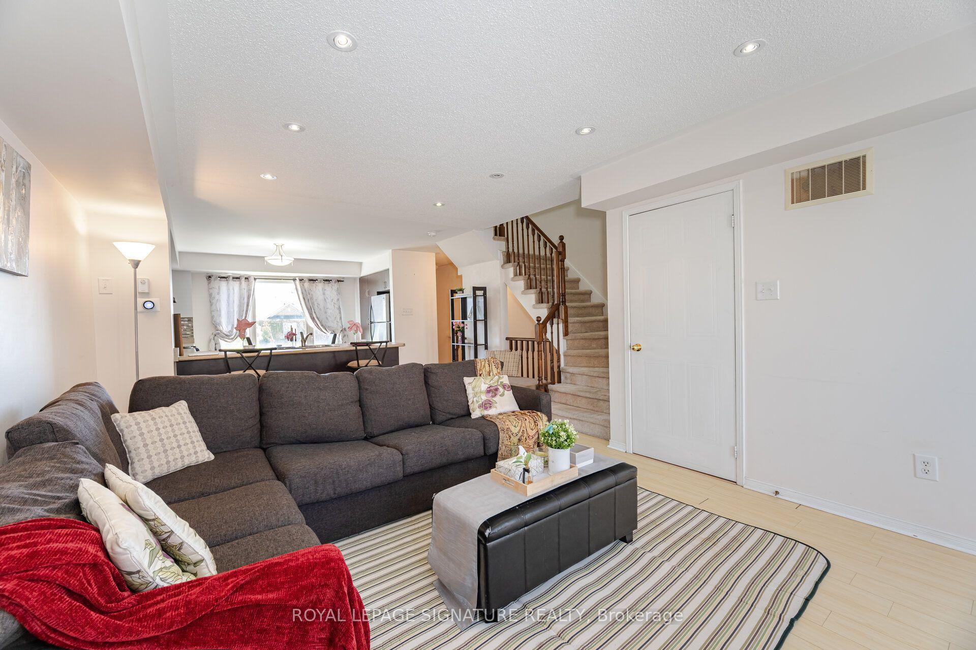 4855 Half Moon Grove 3 #3, Mississauga — Condo Town for sale, photo 1