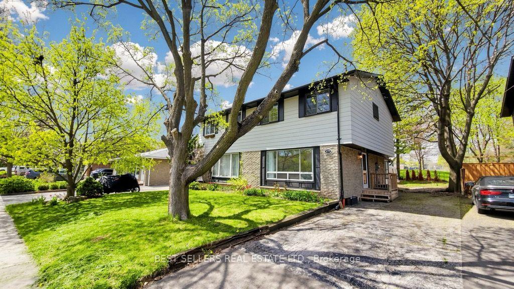 177 Mccraney Street W — photo 1