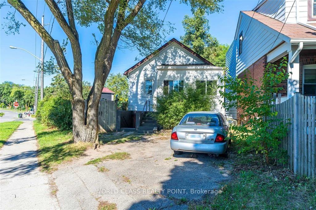 1 Mcintosh Street, Toronto — Detached for sale, photo 1