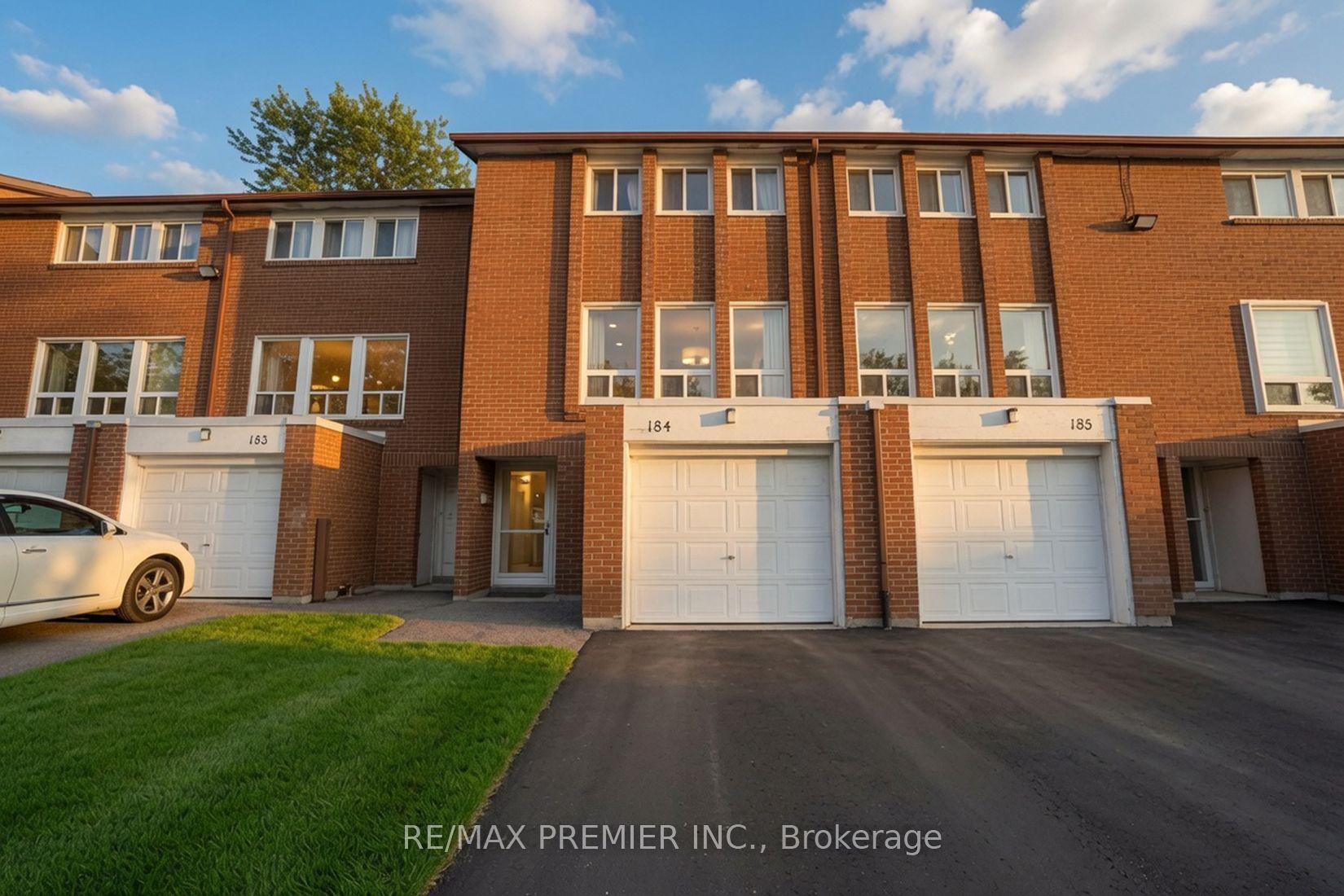 6448 Finch Avenue 184 #184, Toronto — Condo Town for sale, photo 1
