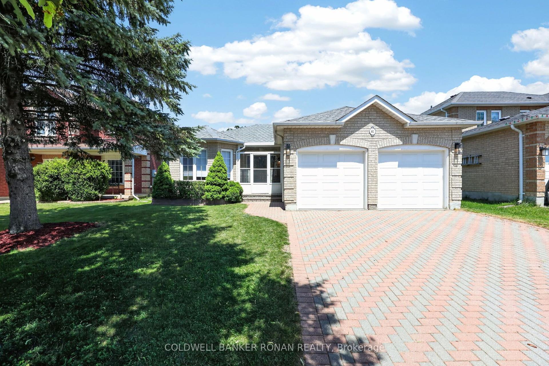 61 Darling Crescent, New Tecumseth — Detached for sale, photo 1