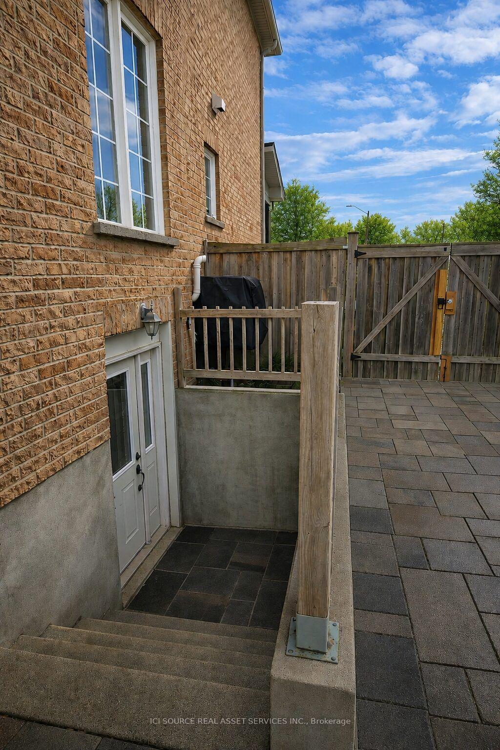 109 Romance Drive Basement Apartment #Basement Apartment — photo 1