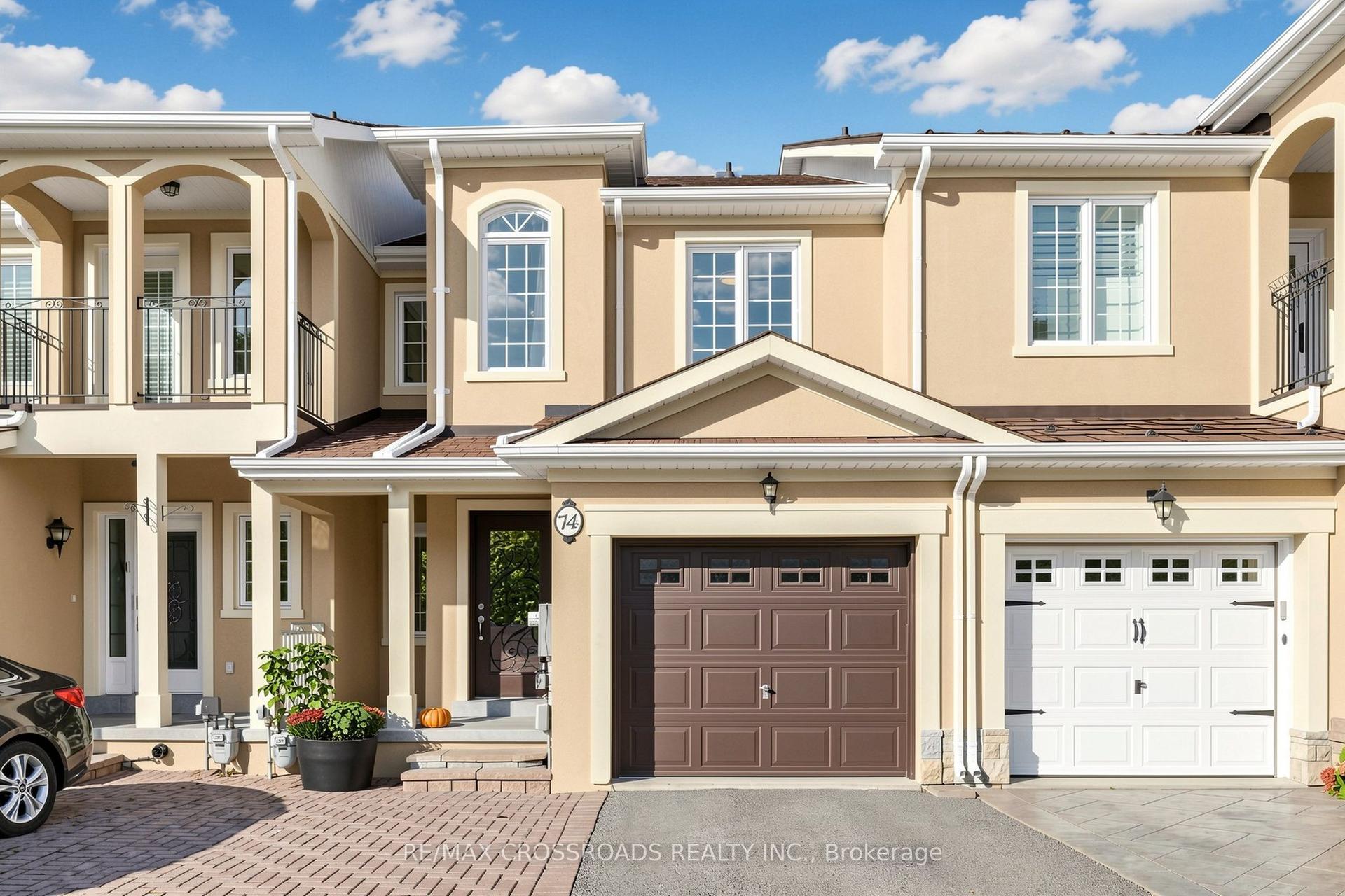 74 Romance Drive, Richmond Hill — Townhouse for sale, photo 1