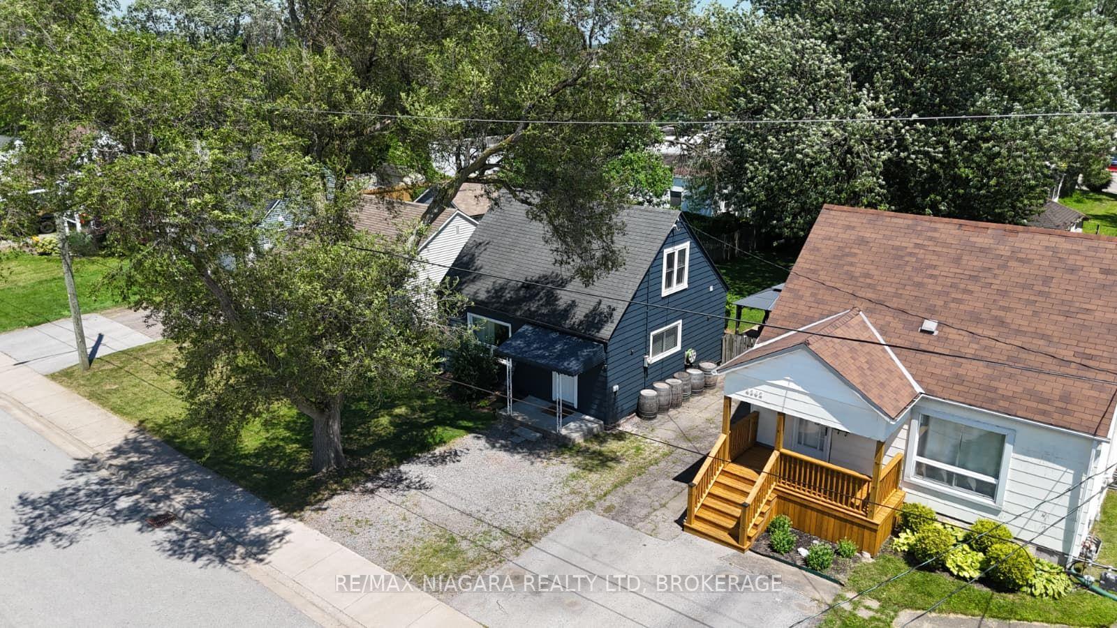 4354 Fifth Avenue, Niagara Falls — Detached for lease, photo 1