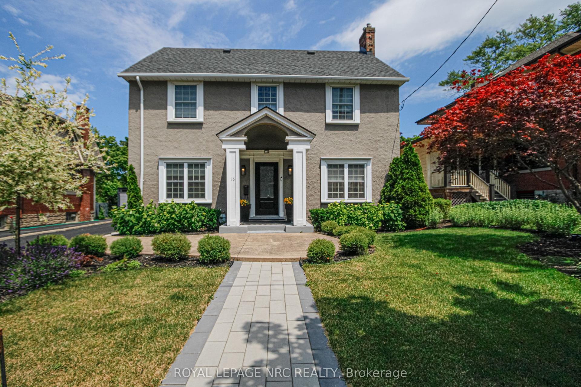 15 South Drive — photo 1