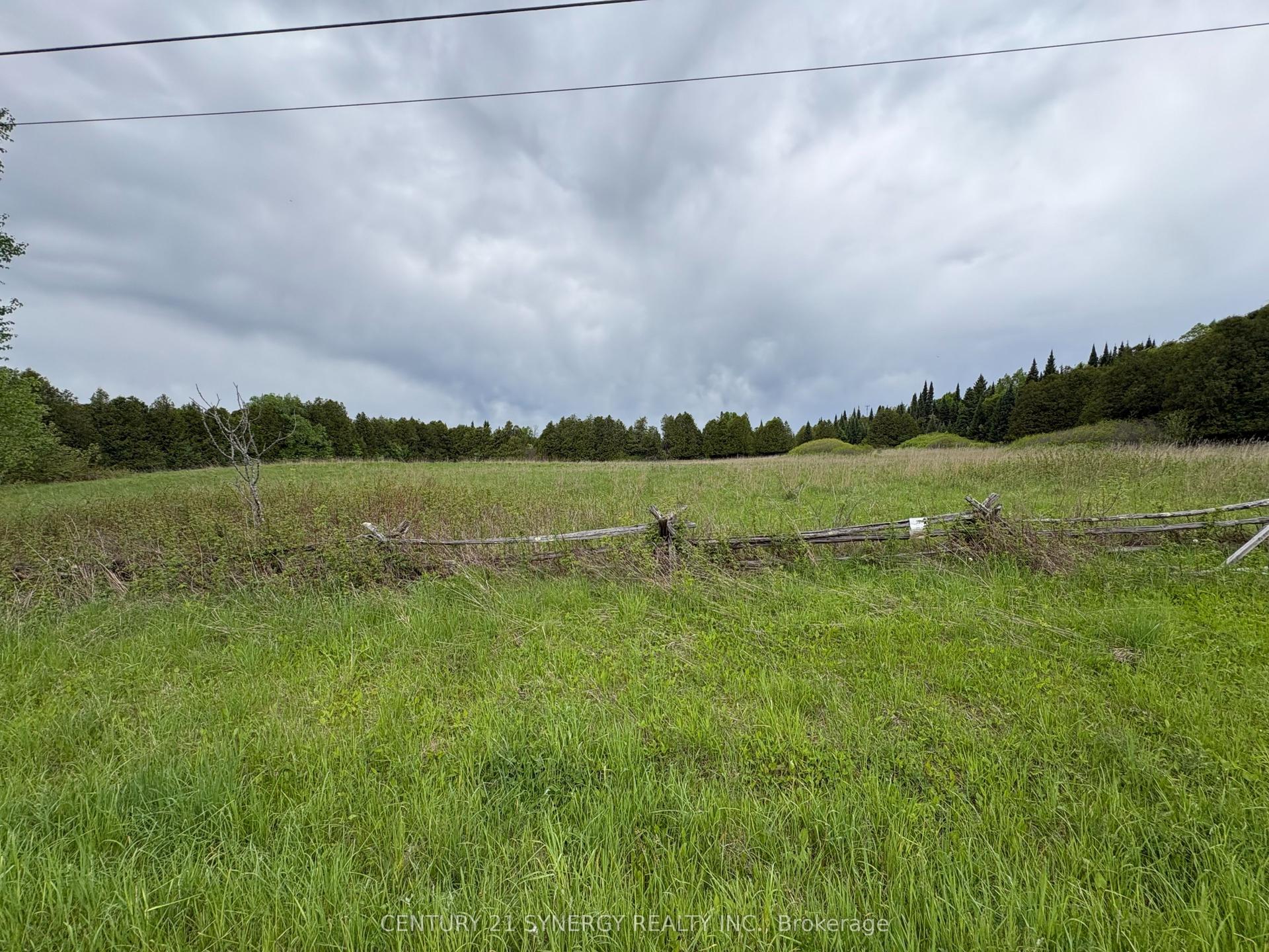 00 Paul's Road — photo 1