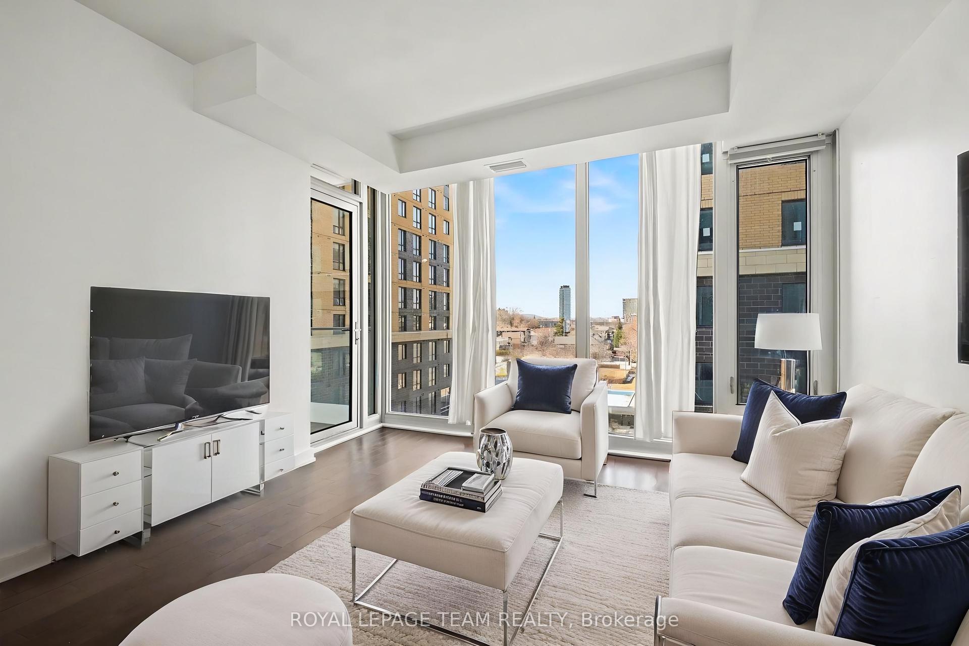 111 Champagne Avenue S 406 #406, Dows Lake - Civic Hospital and Area — Condo for sale, photo 1