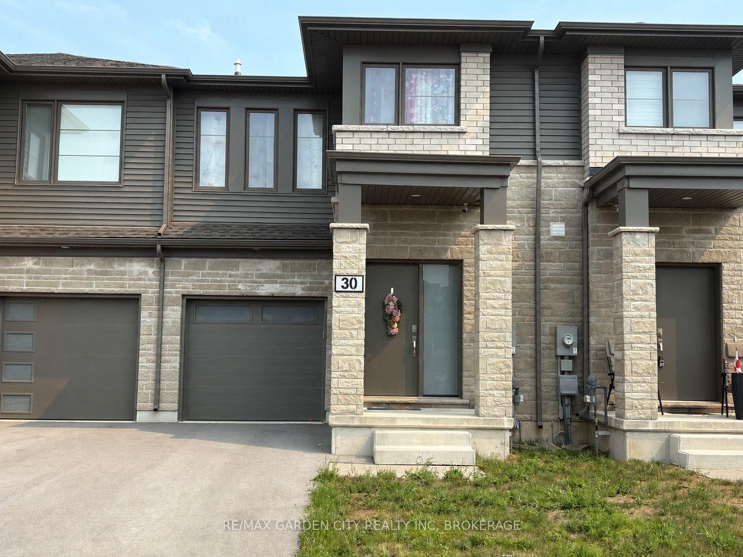 30 West Creek Court LOWER #LOWER, Welland — Townhouse for lease, photo 1