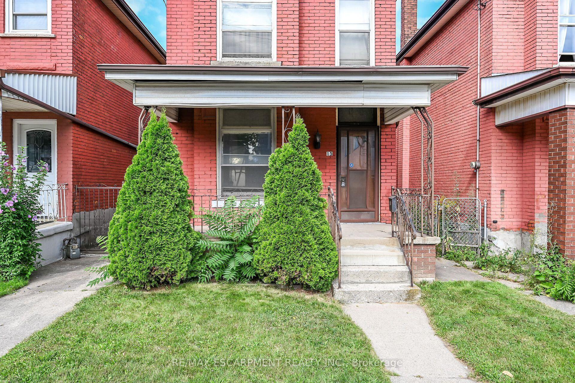 15 Kinrade Avenue, Hamilton — Detached for sale, photo 1