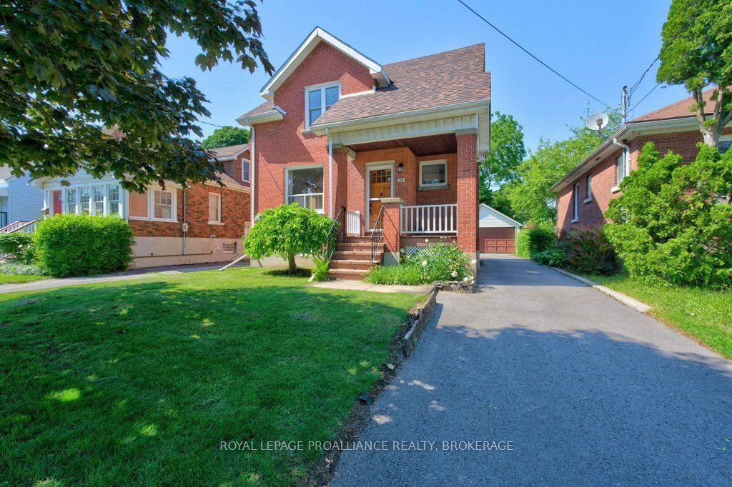 53 Dundas Street — photo 1