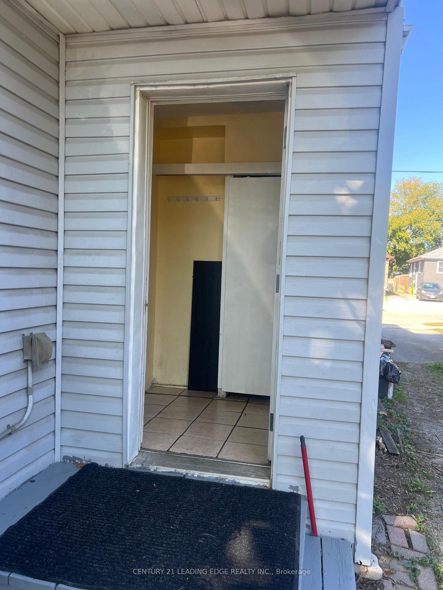 10 LAILEY Street — photo 1