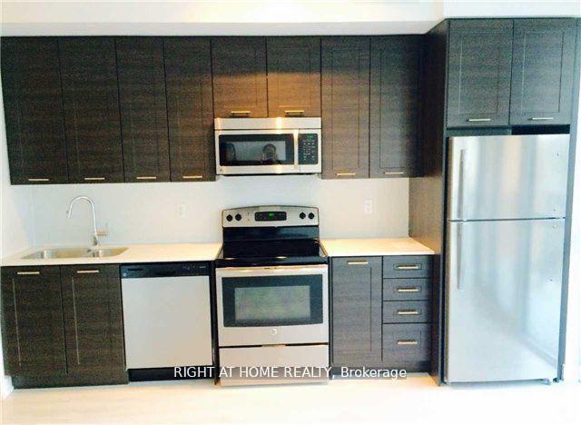 50 Bruyeres Mews, Toronto — Condo for lease, photo 1
