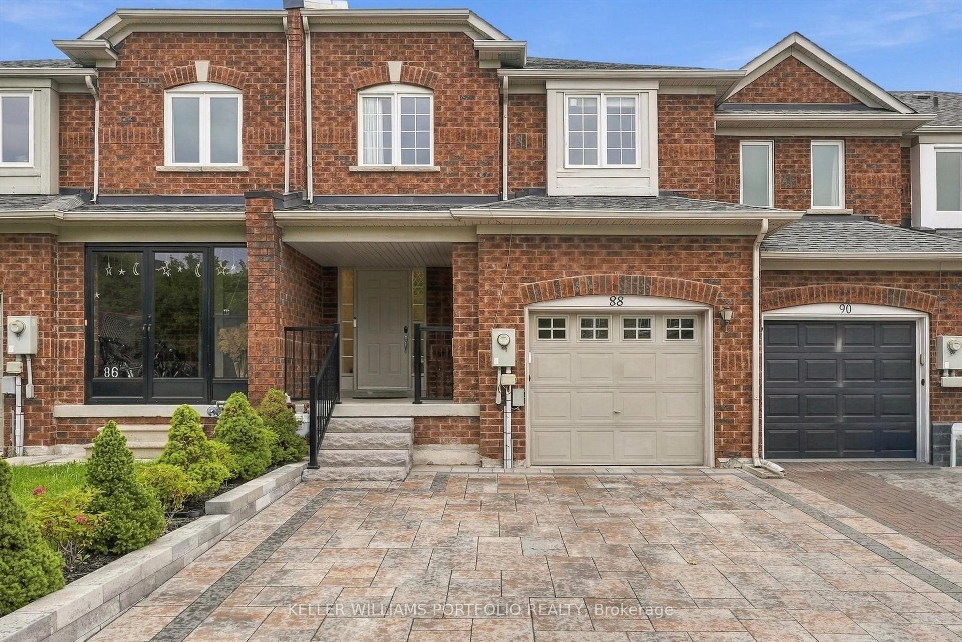 88 Matteo David Drive, Richmond Hill — Townhouse for lease, photo 1
