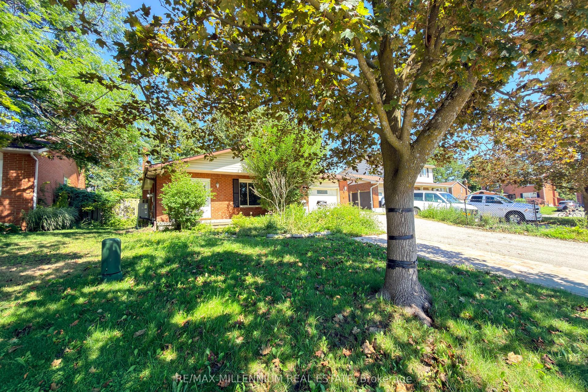 5 Pepler Place, Barrie — Detached for lease, photo 1