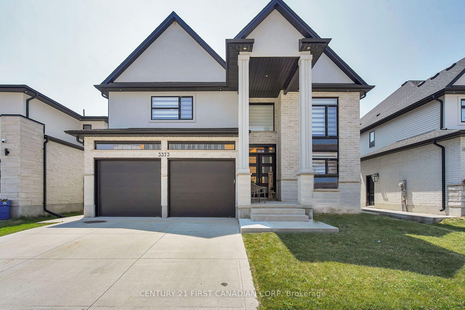 3373 Regiment Road, London South — Detached for sale, photo 1