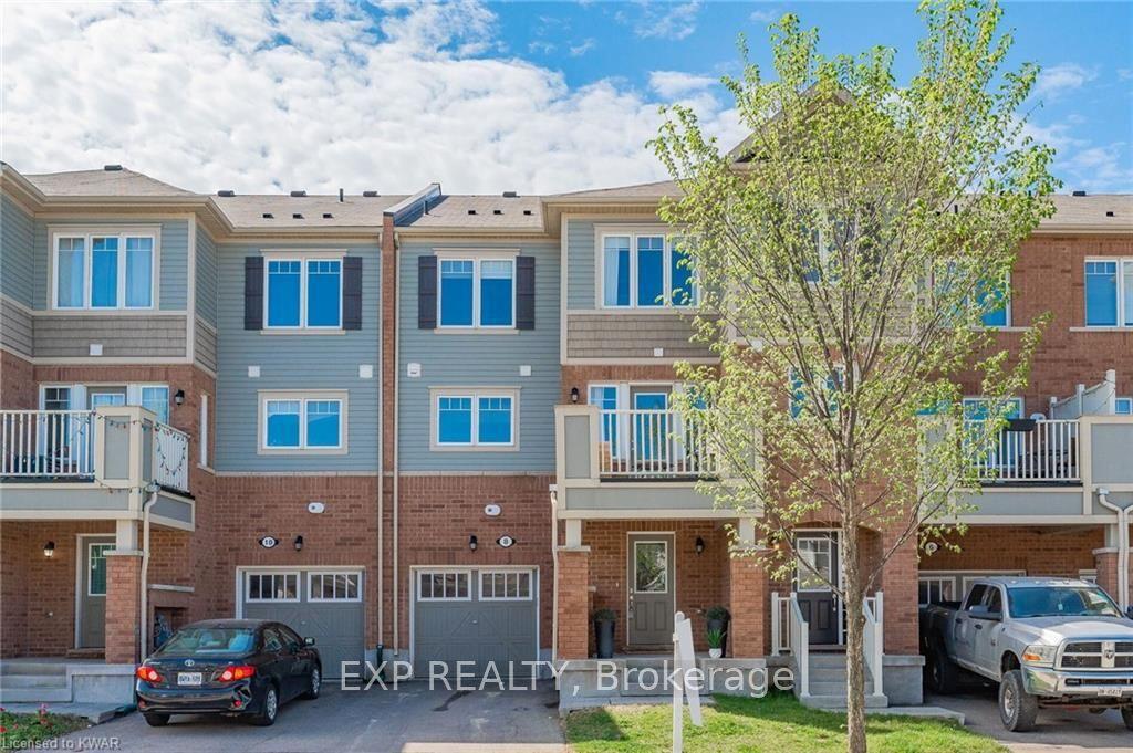 8 Stratus Street, Kitchener — Townhouse for lease, photo 1