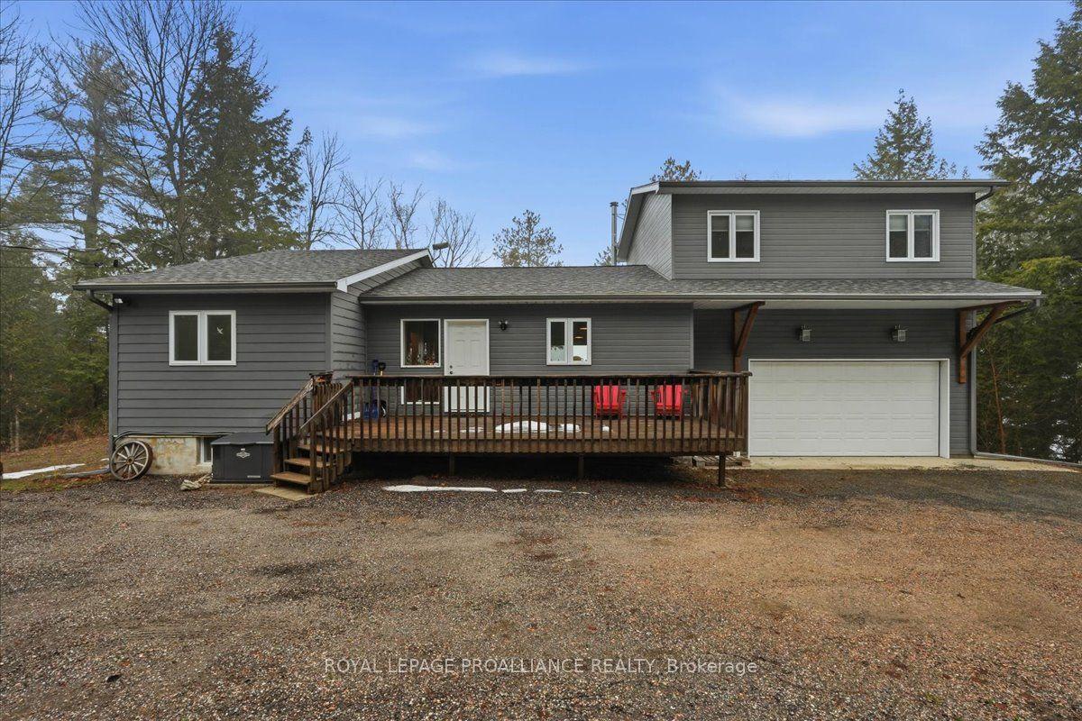 399 Oborne Point Road — photo 1