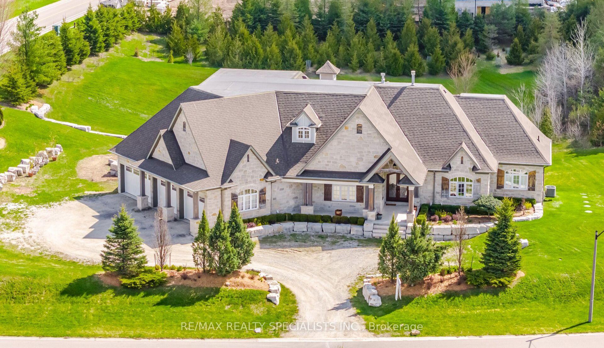 1 Edgewild Drive — photo 1