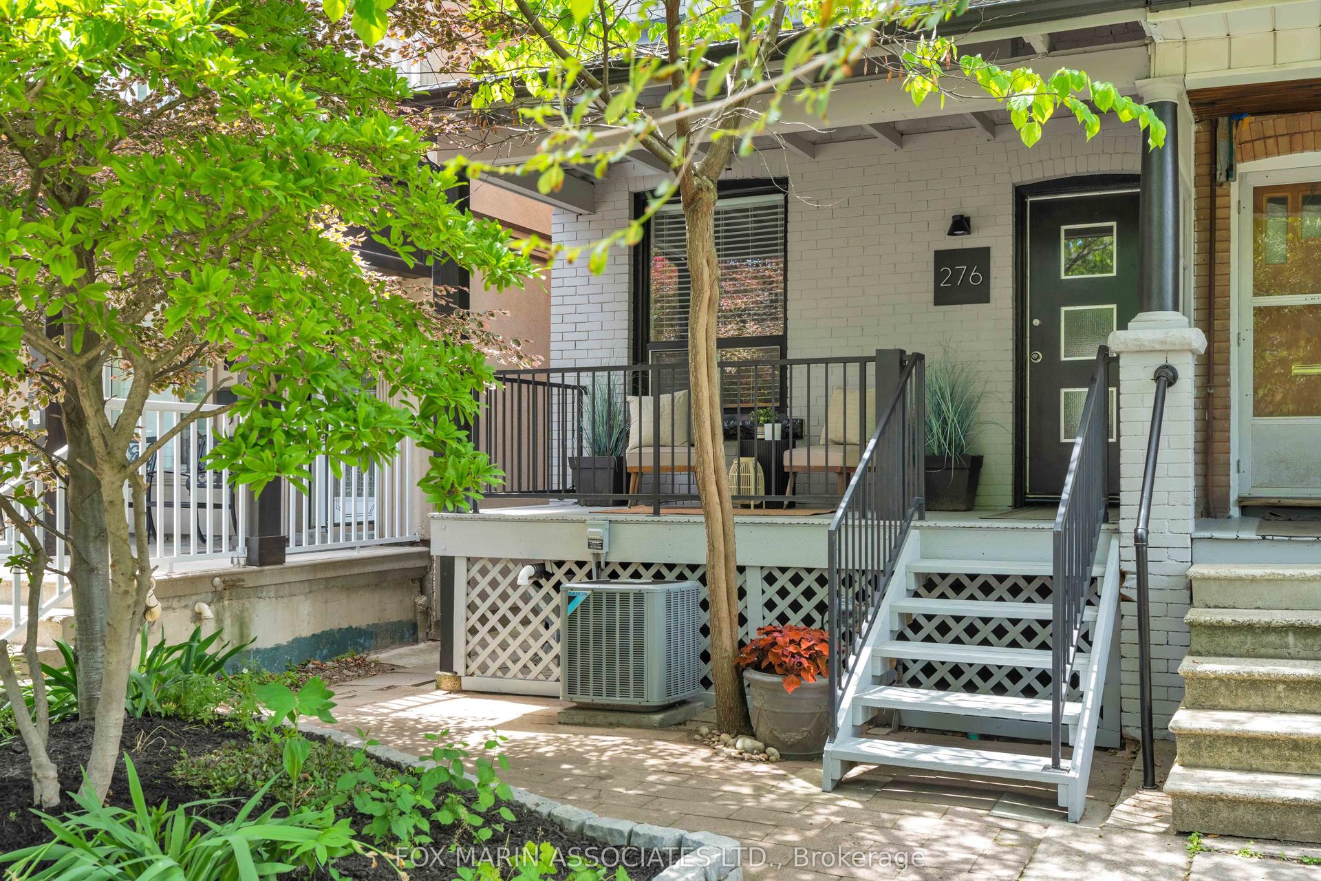276 Perth Avenue — photo 1