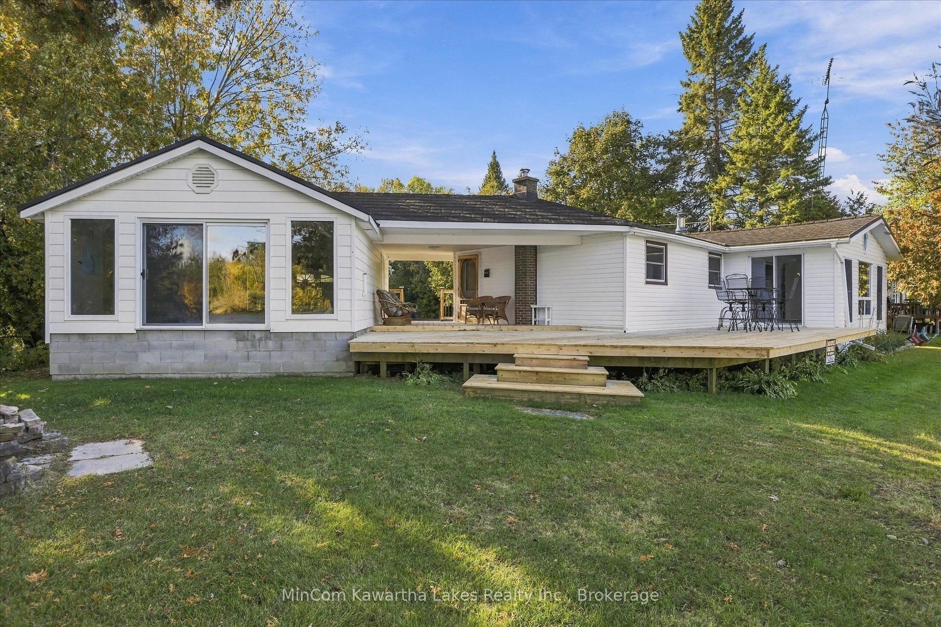 42 Willow Road, Otonabee-South Monaghan — Detached for sale, photo 1