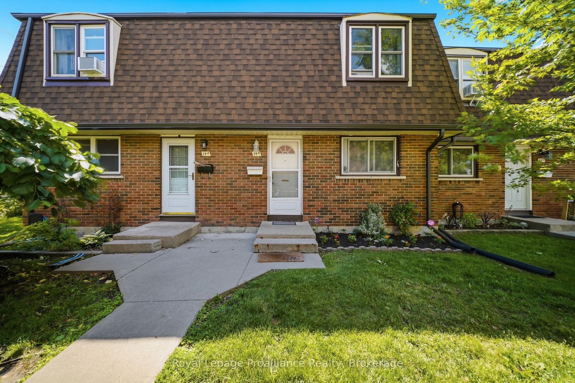 19 Prince of Wales Drive B #B — photo 1