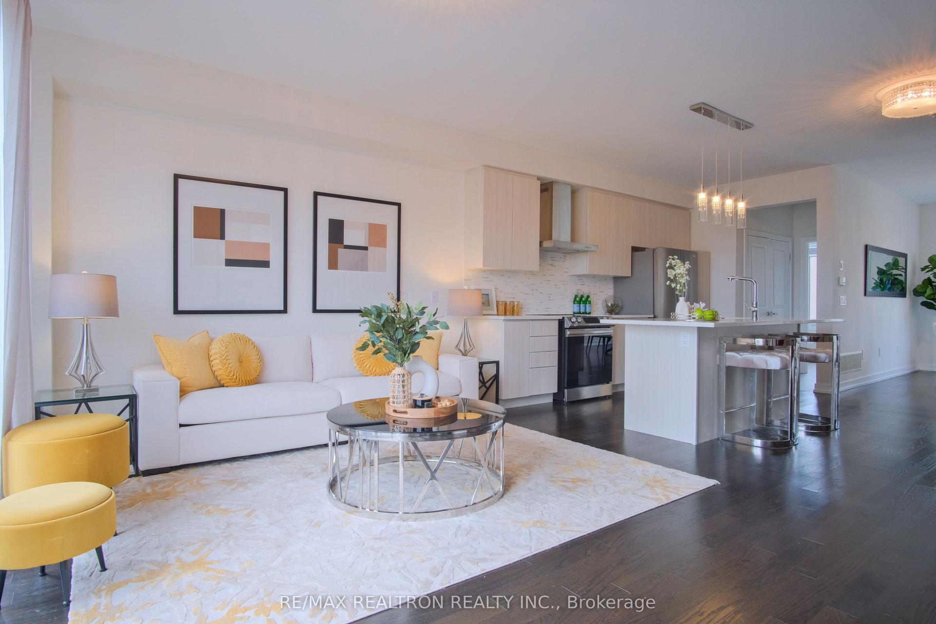7 Glenngarry Crescent, Vaughan — Townhouse for sale, photo 1