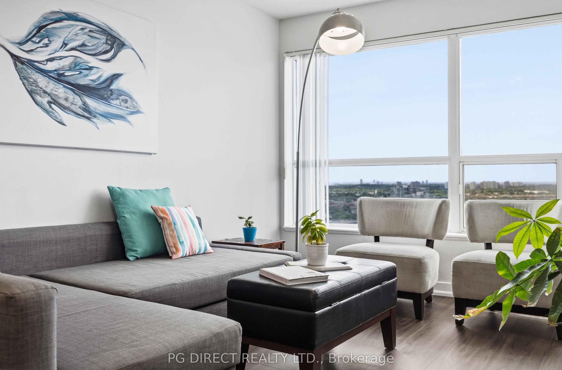 38 Lee Centre Drive 2716 #2716, Toronto — Condo for sale, photo 1