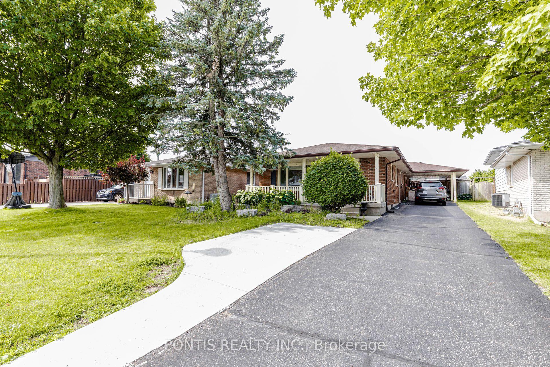 56 Greenbrier Road MAIN FLOOR #MAIN FLOOR, Cambridge — Detached for lease, photo 1