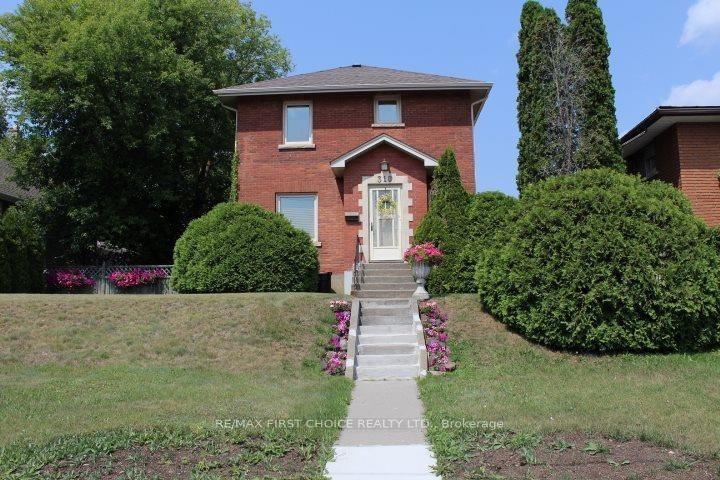 310 Algoma Street N, Thunder Bay — Detached for sale, photo 1