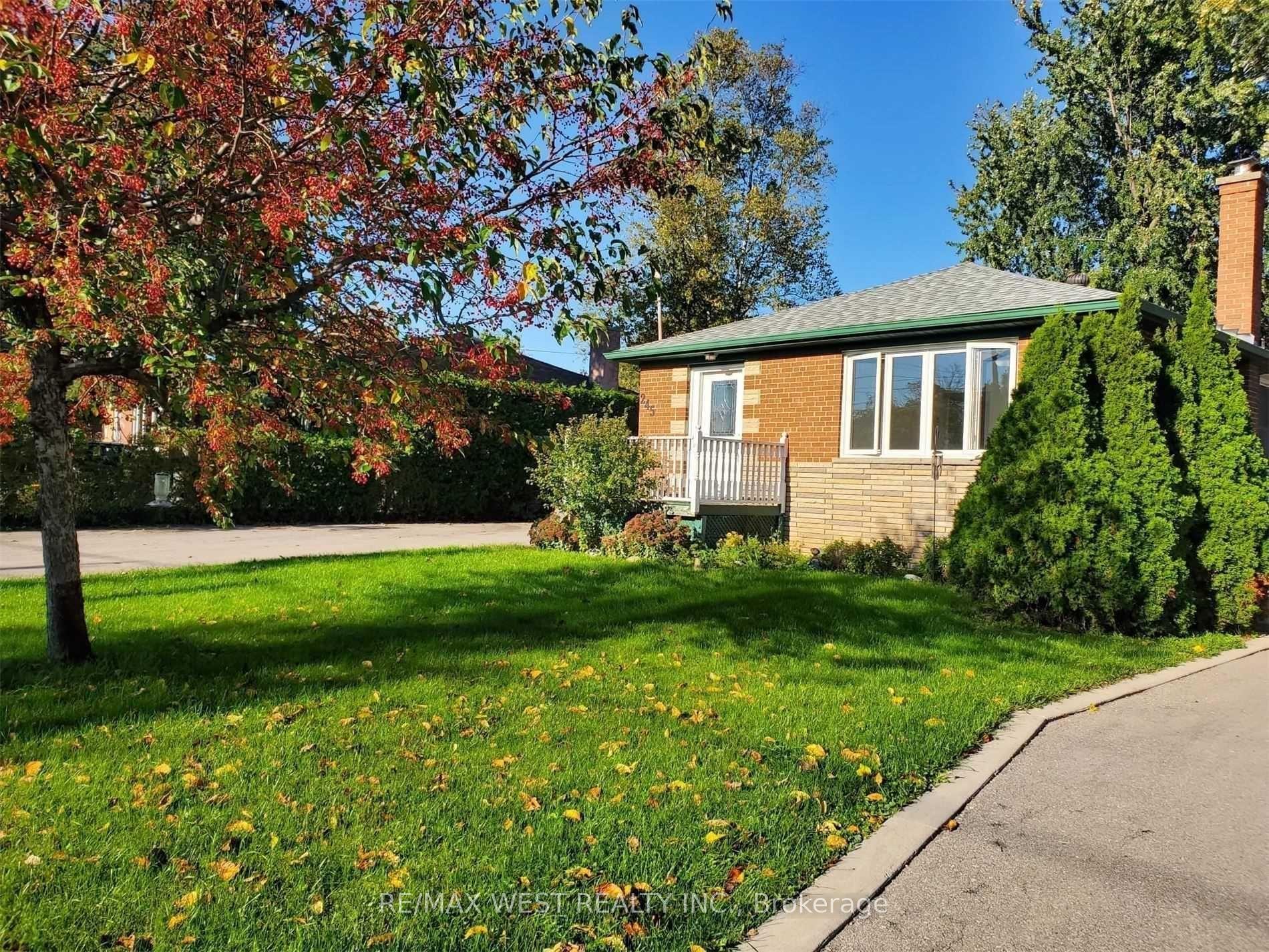 245 Kingsleigh Court, Milton — Detached for lease, photo 1