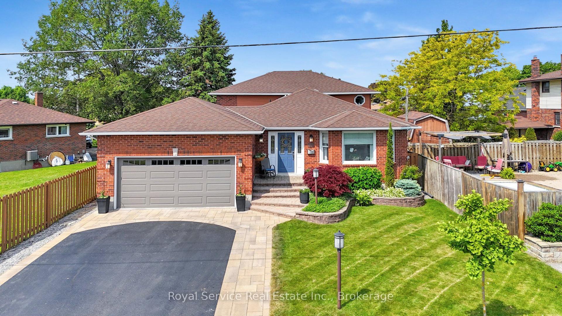 88 Simpson Avenue, Clarington — Detached for sale, photo 1