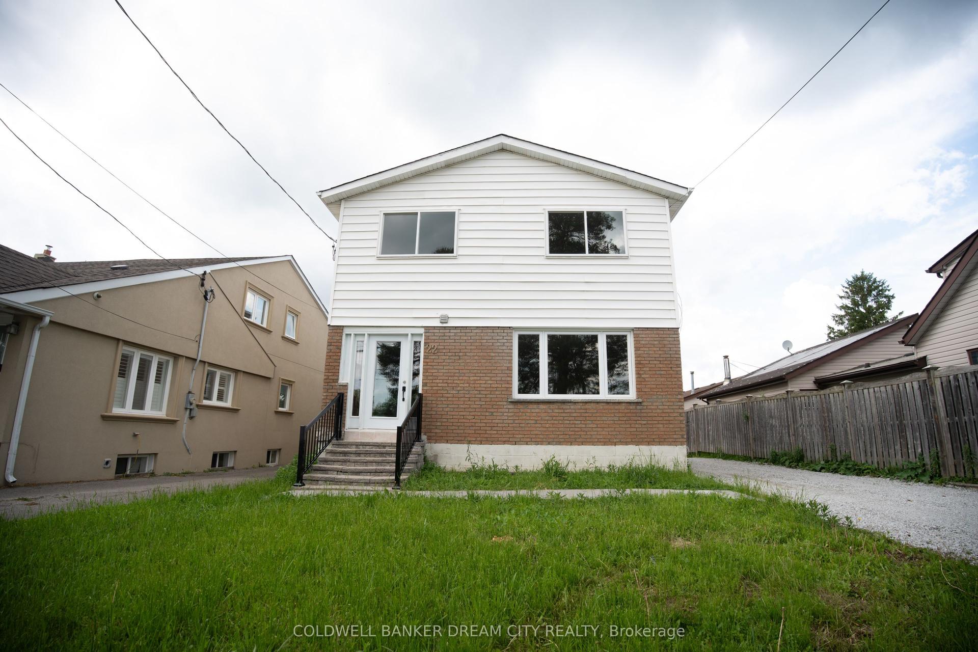 22 Elm Grove Avenue Upper #Upper, Richmond Hill — Detached for lease, photo 1