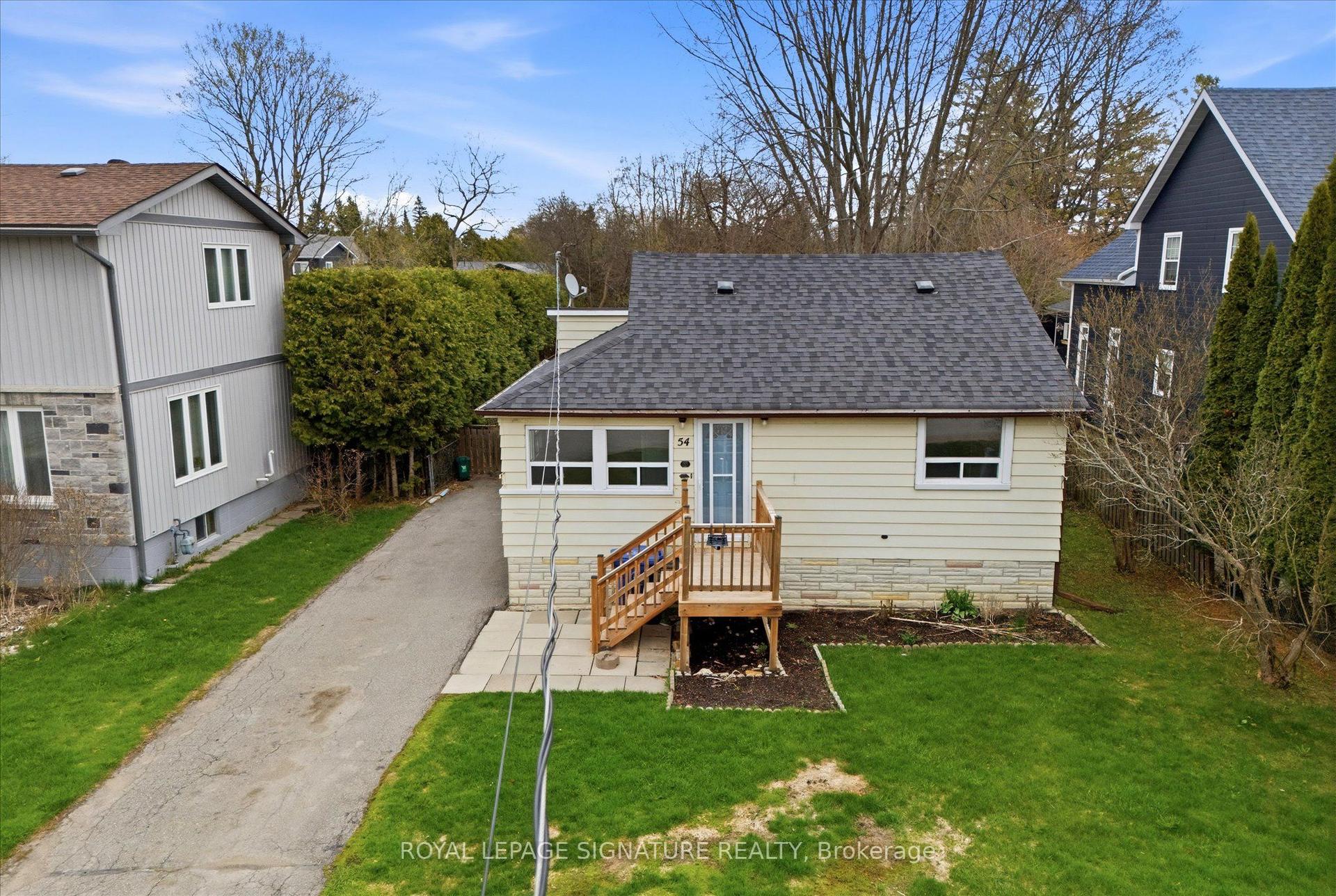 54 Farley Circle — photo 1