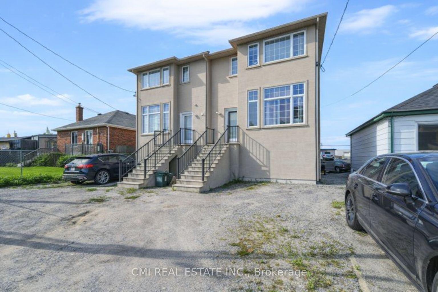 22 Jeavons Avenue, Toronto — Detached for sale, photo 1