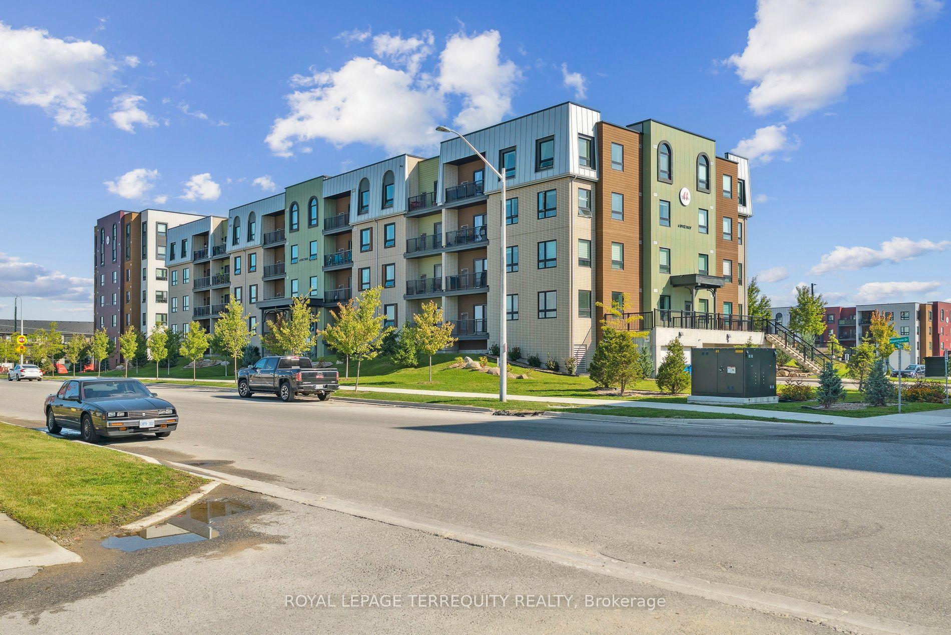6 Spice Way 102 #102, Barrie — Condo for sale, photo 1