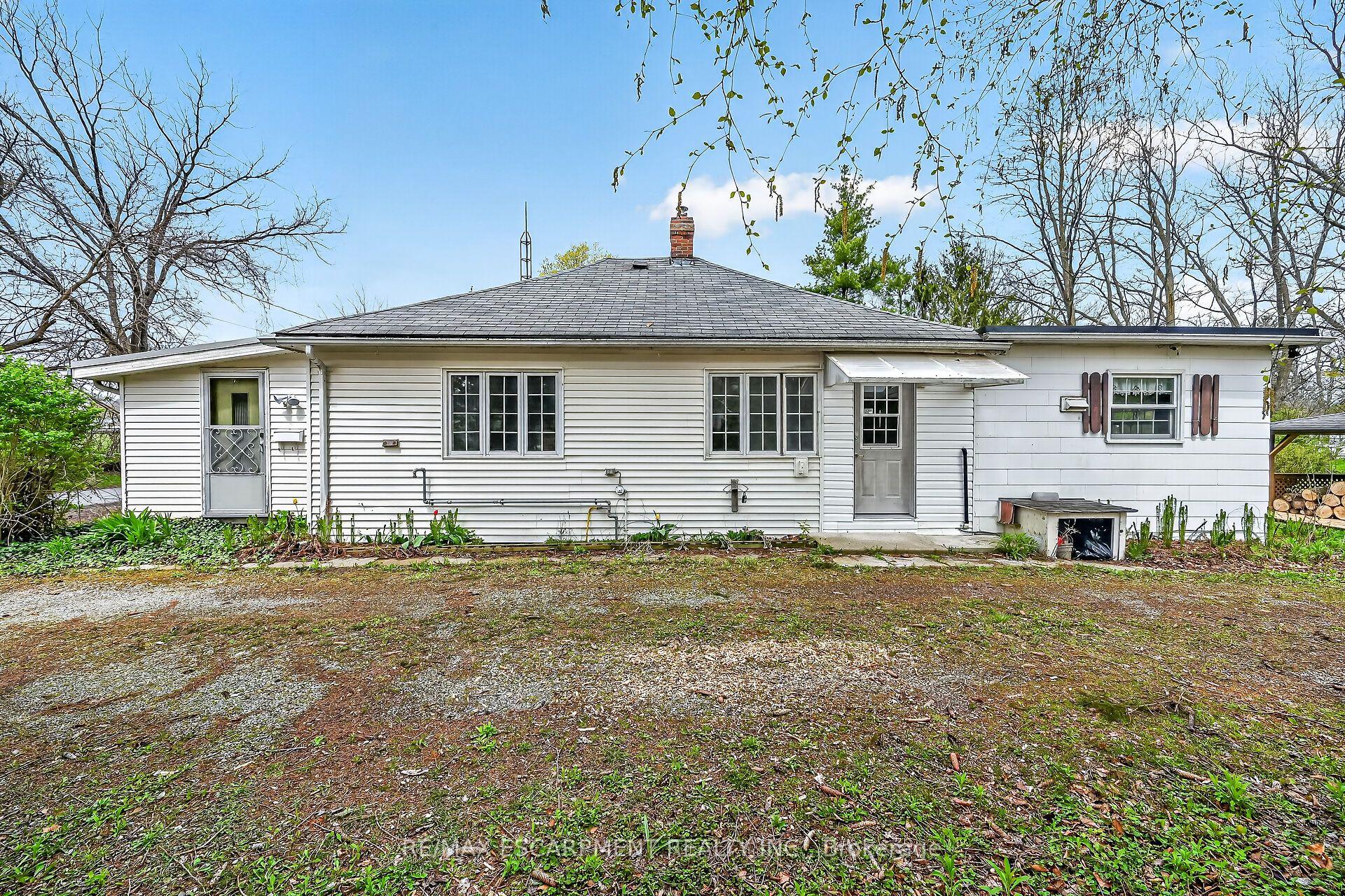 313 John Street — photo 1
