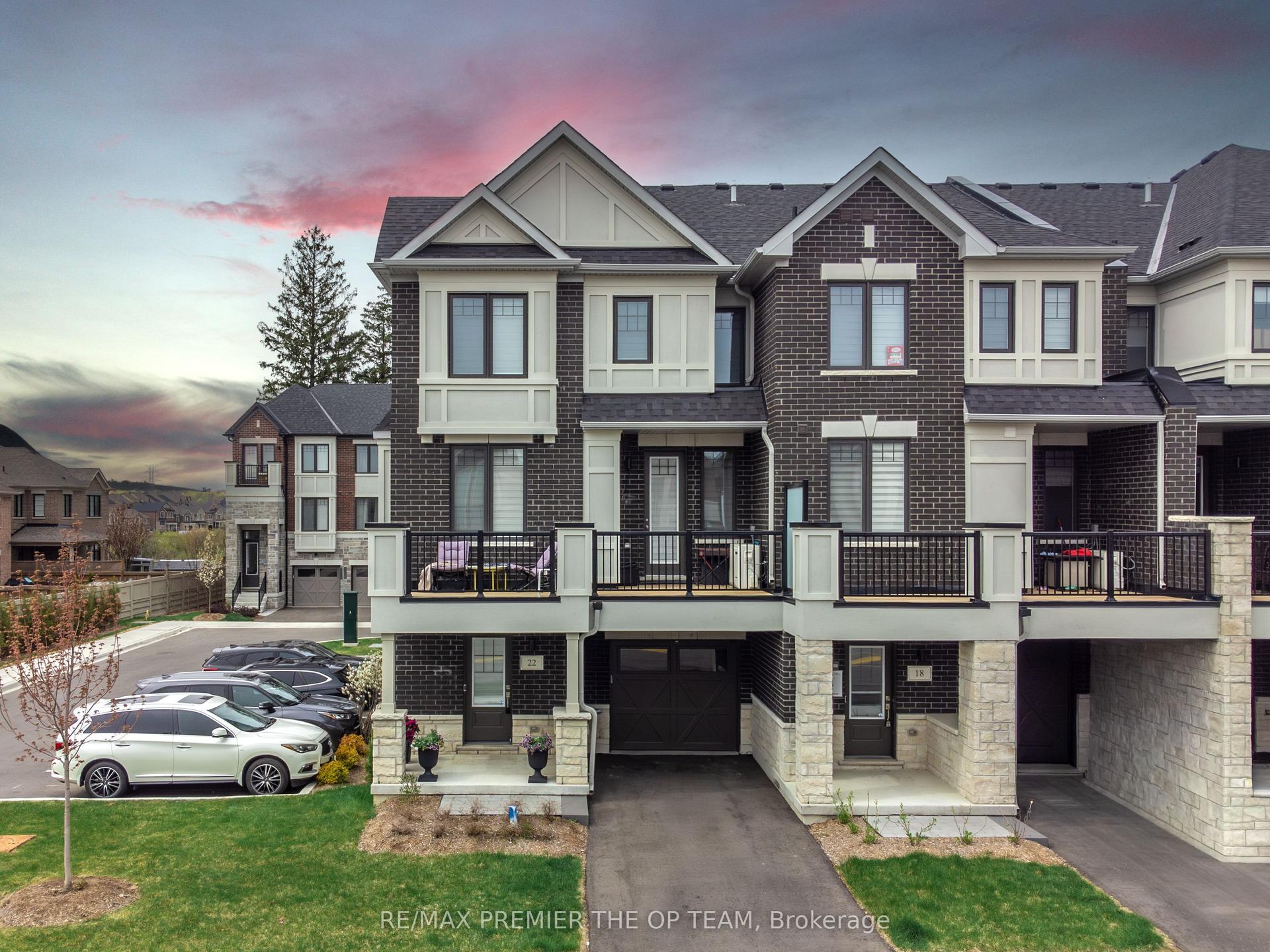 22 Pierre Berton Boulevard — photo 1