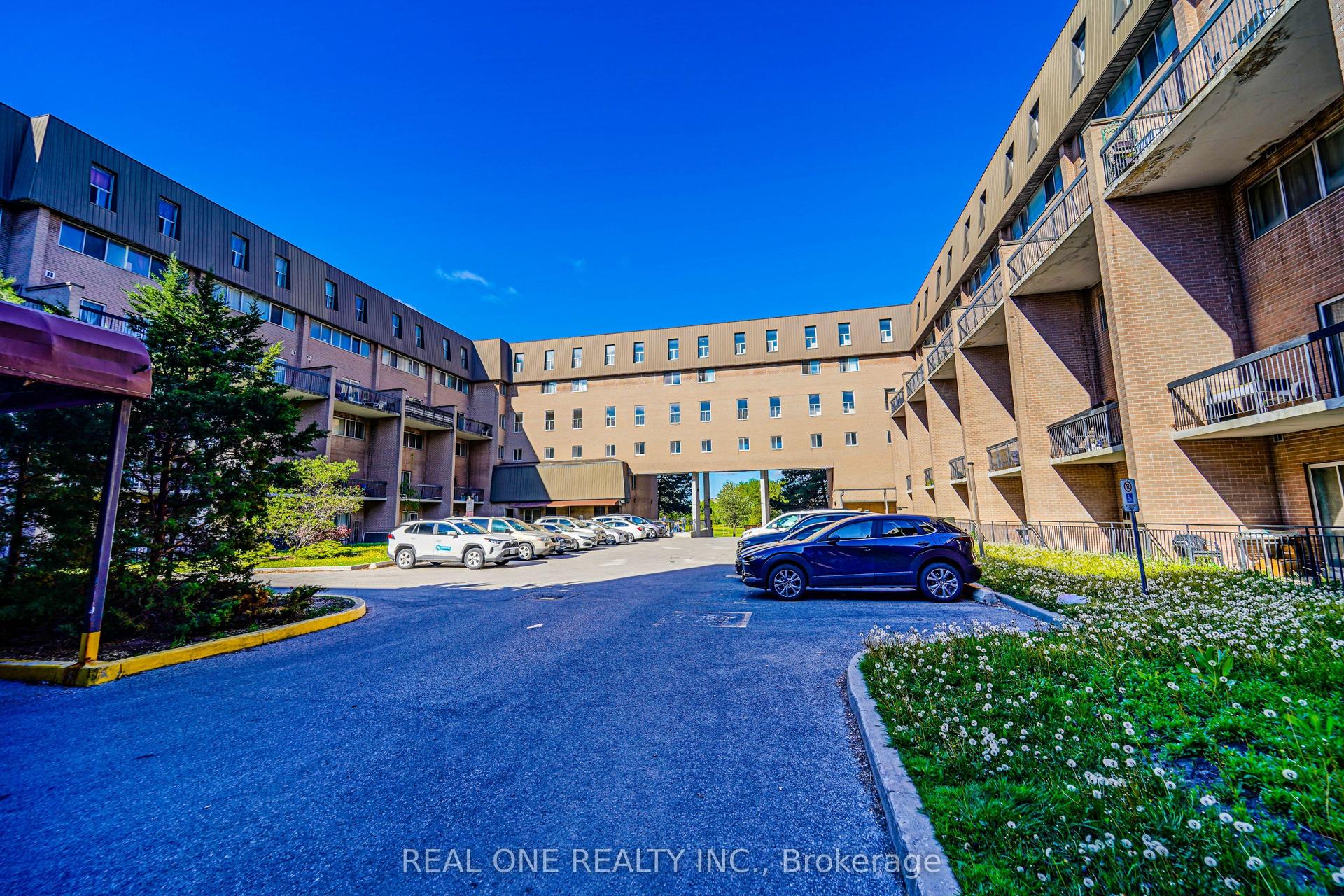 165 Cherokee Boulevard 288 #288, Toronto — Condo Town for lease, photo 1