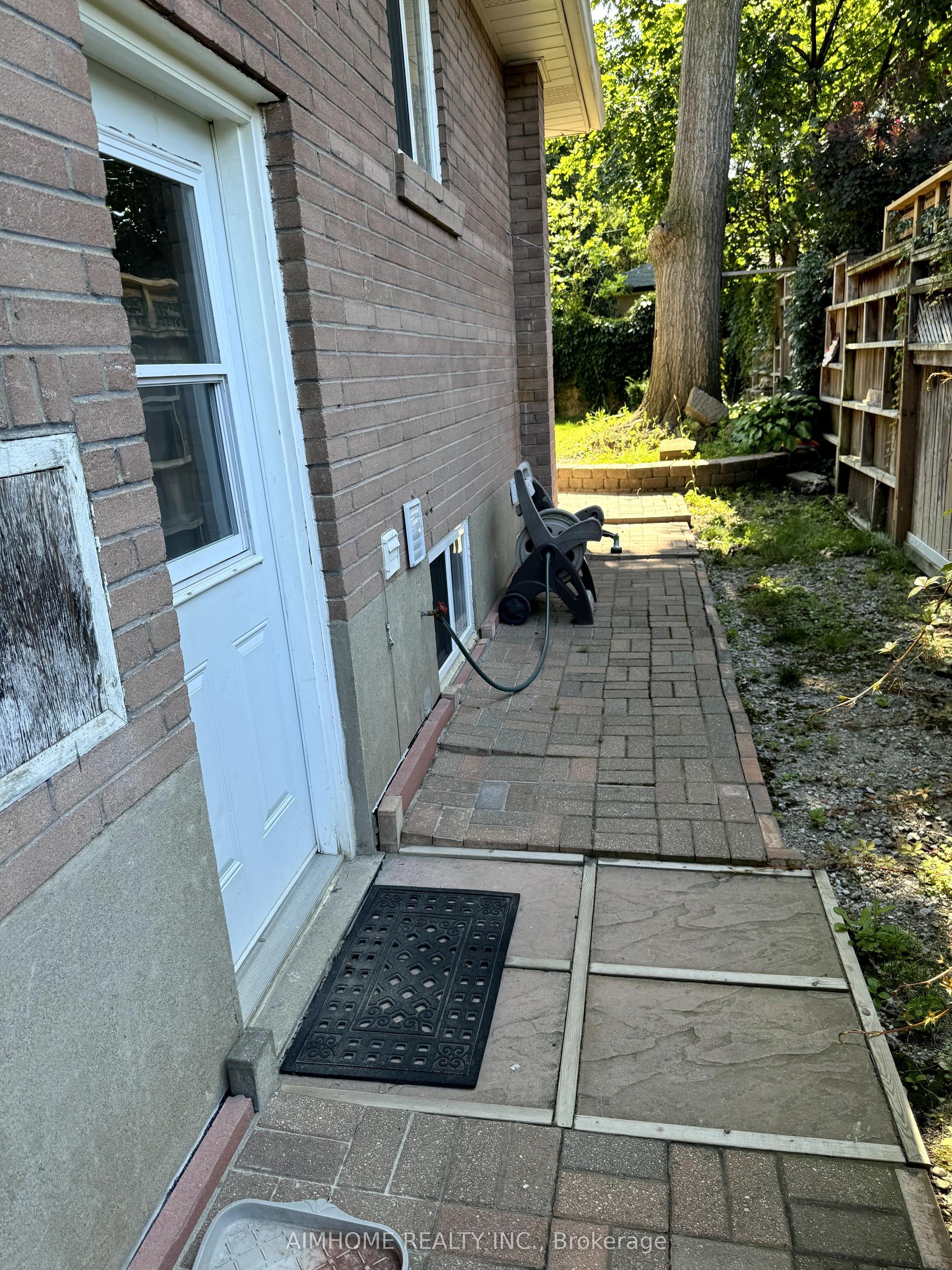 1442 Monaghan Circle, Mississauga — Detached for lease, photo 1