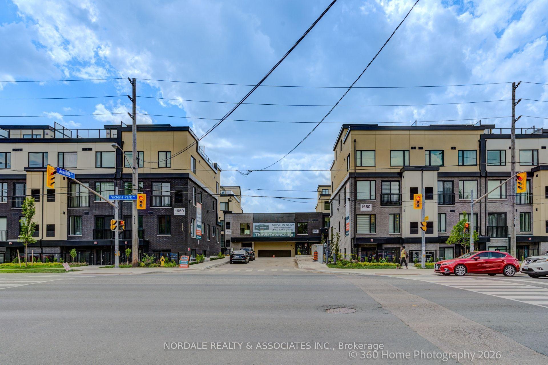 1650 Victoria Park Avenue B211 #B211, Toronto — Condo Town for sale, photo 1