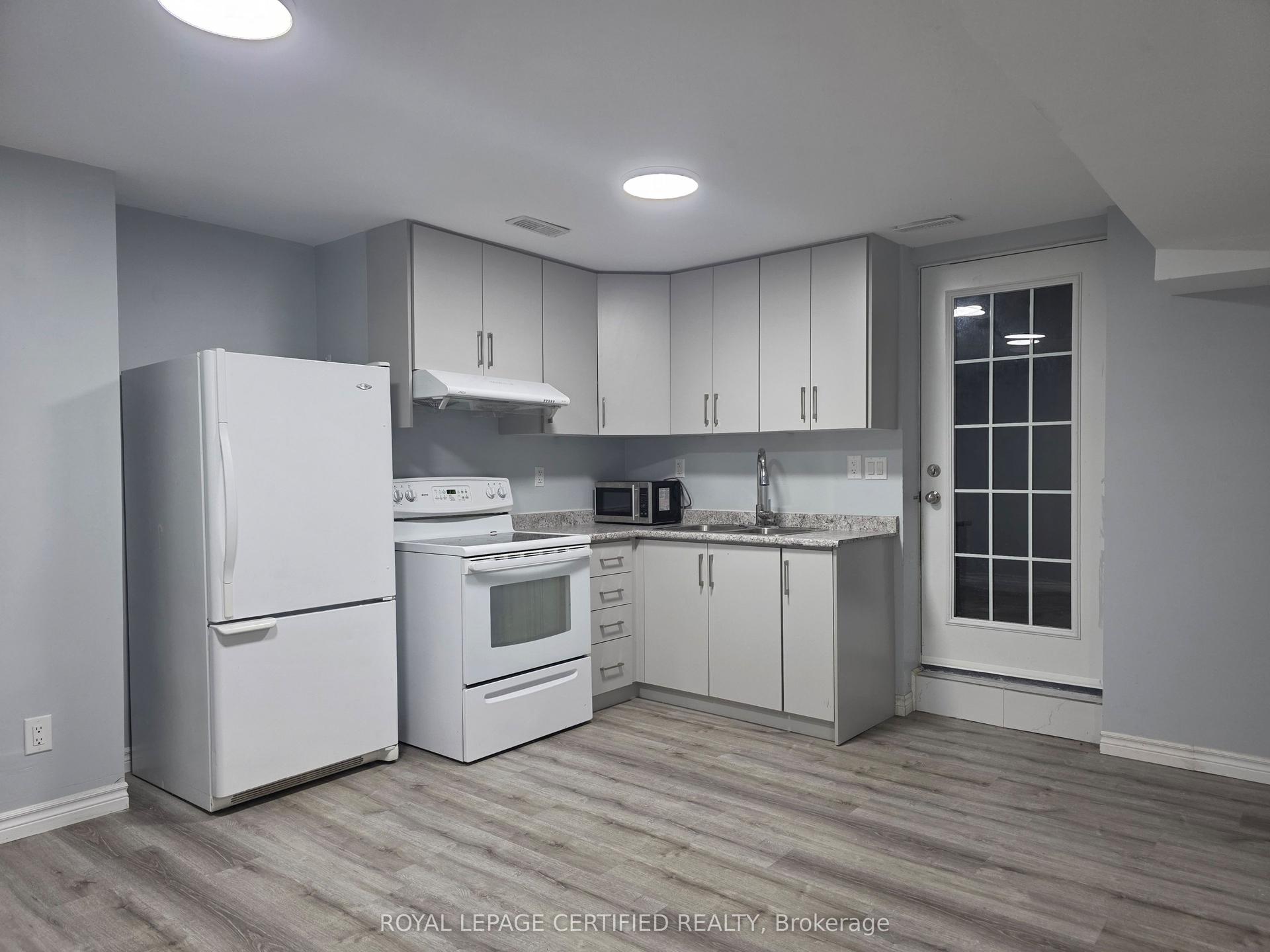100 Chase Crescent Basement #Basement — photo 1