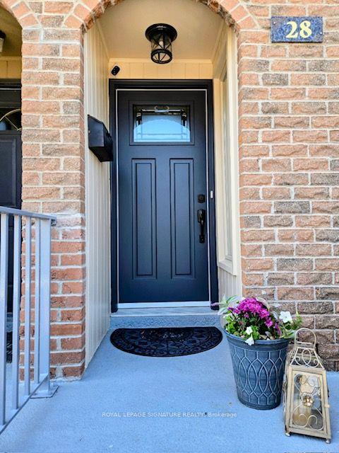 28 Dutch Myrtle Way — photo 1