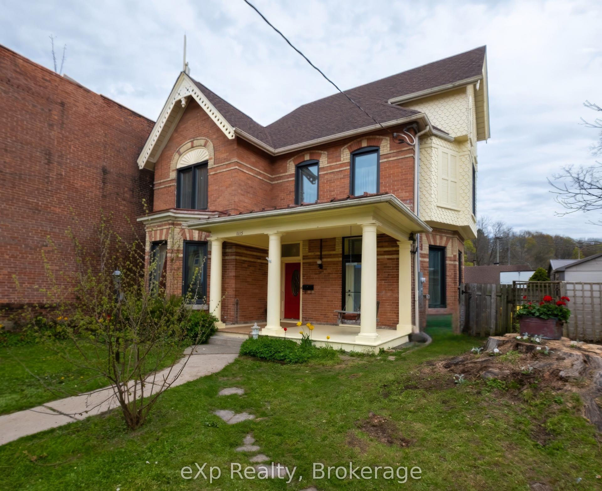 1115 4th Avenue E, Owen Sound — Detached for sale, photo 1